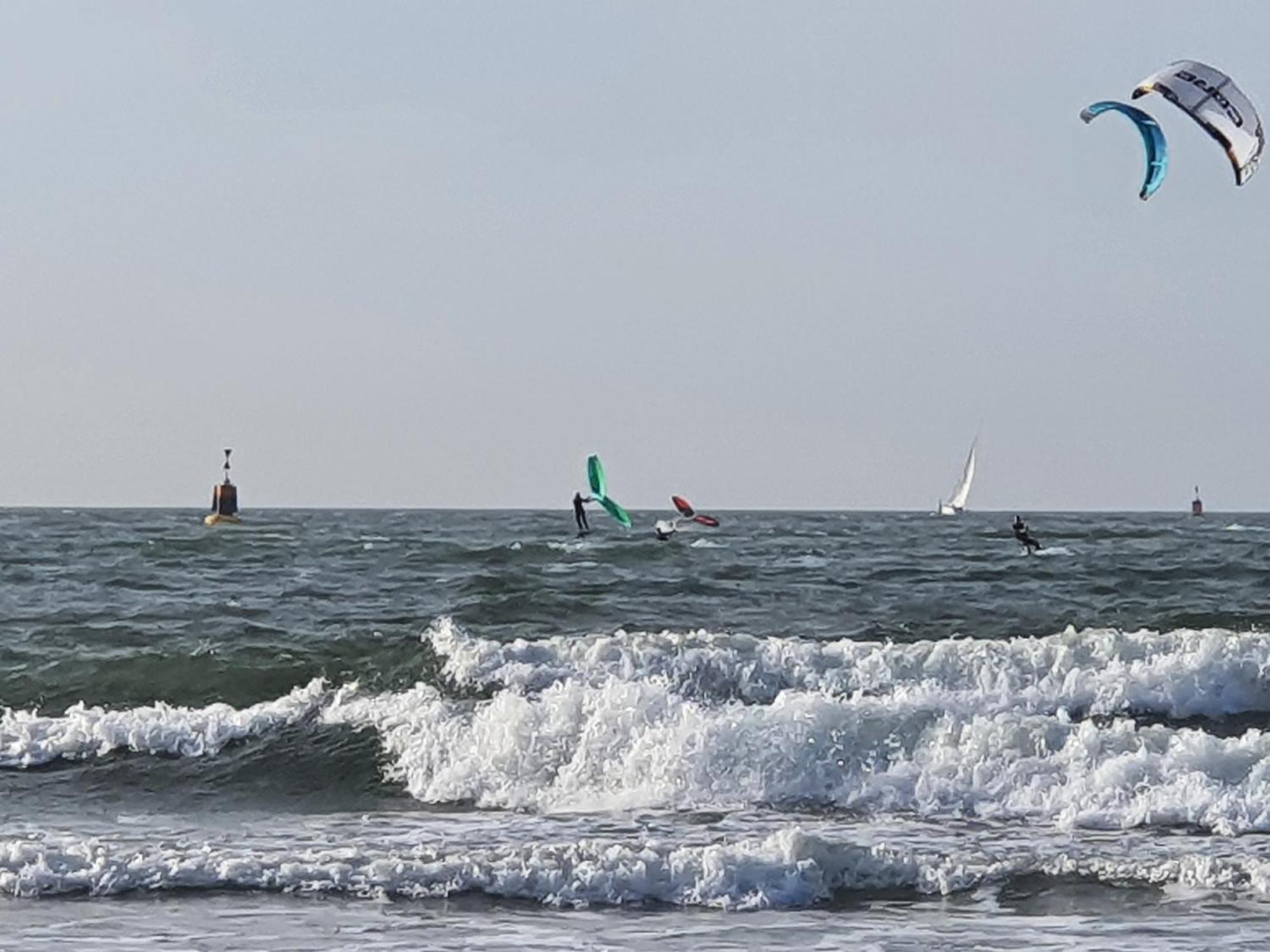 Bluebeach Scheveningen 헤이그 외부 사진